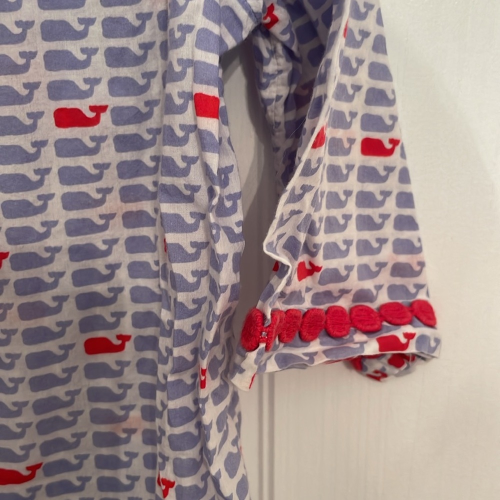Vineyard Vines girls cover up - Picture 3 of 3